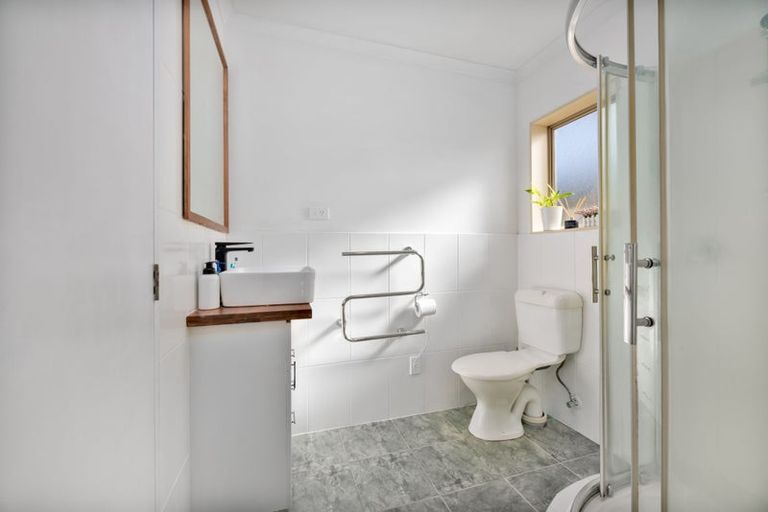 Photo of property in 13 Westglen Place, Ranui, Auckland, 0612