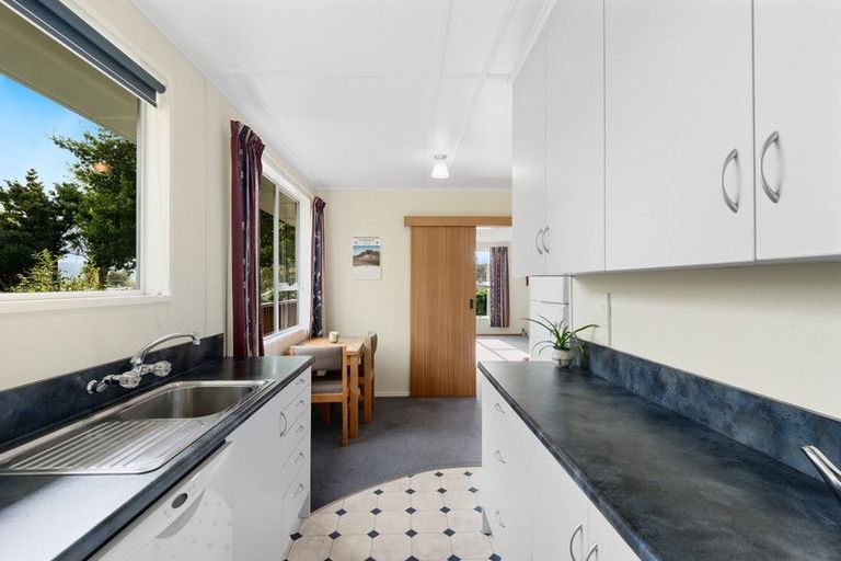 Photo of property in 9 Castle Street, Waihola, Milton, 9073