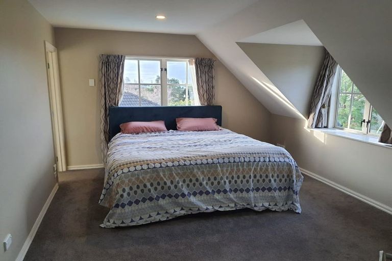 Photo of property in 5b Estuary Views, Shelly Park, Auckland, 2014