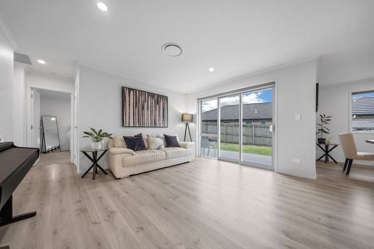 Photo of property in 16 Mark Ball Drive, Pokeno, 2402