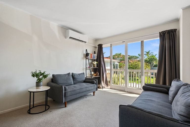 Photo of property in 3/240 Hurstmere Road, Takapuna, Auckland, 0622