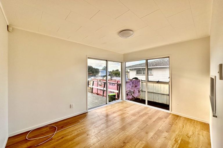 Photo of property in 38 Sharland Avenue, Manurewa, Auckland, 2102