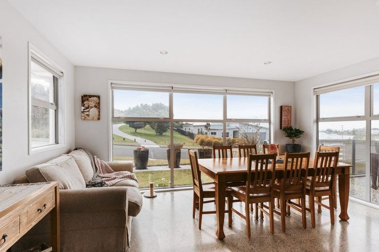 Photo of property in 20 Lynley Park Drive, Omokoroa, 3114