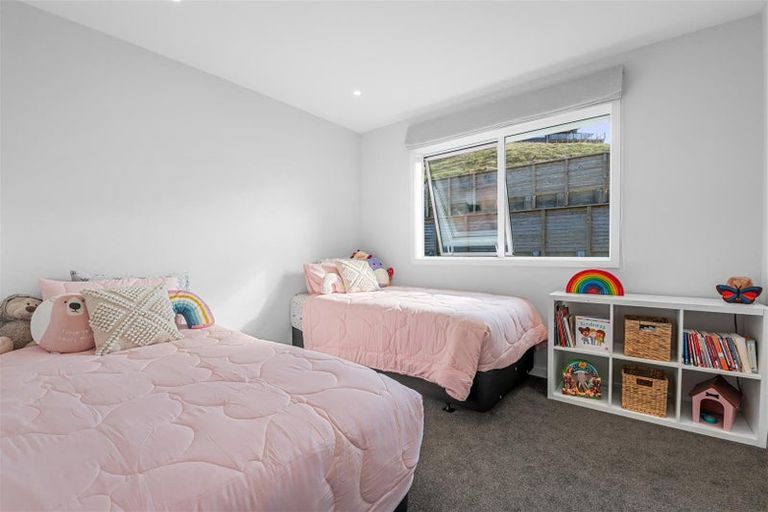 Photo of property in 43 Great West Road, Matipo Heights, Rotorua, 3015