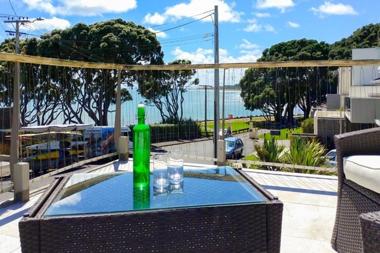 Photo of property in 100 Buller Street, New Plymouth, 4312