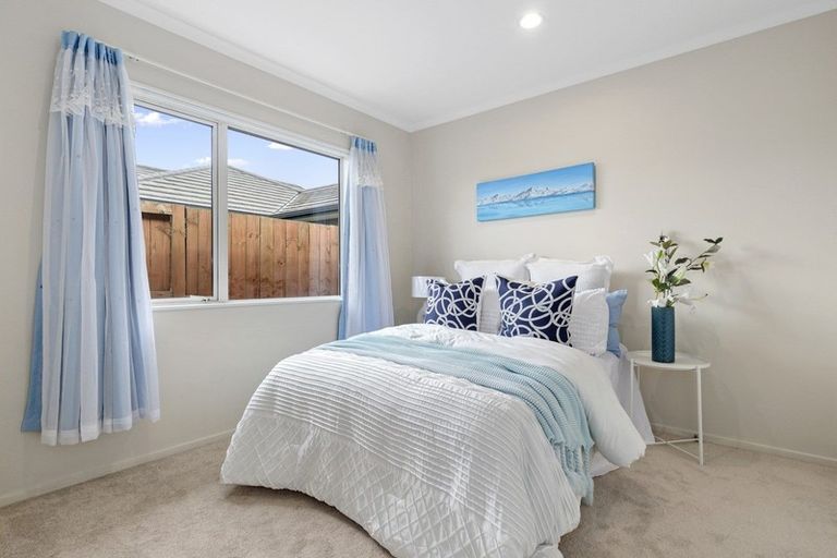 Photo of property in 18 Piwakawaka Court, Rototuna North, Hamilton, 3210