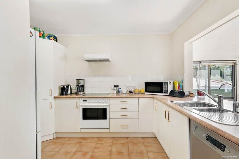 Photo of property in 11 Mcleod Road, Henderson, Auckland, 0612