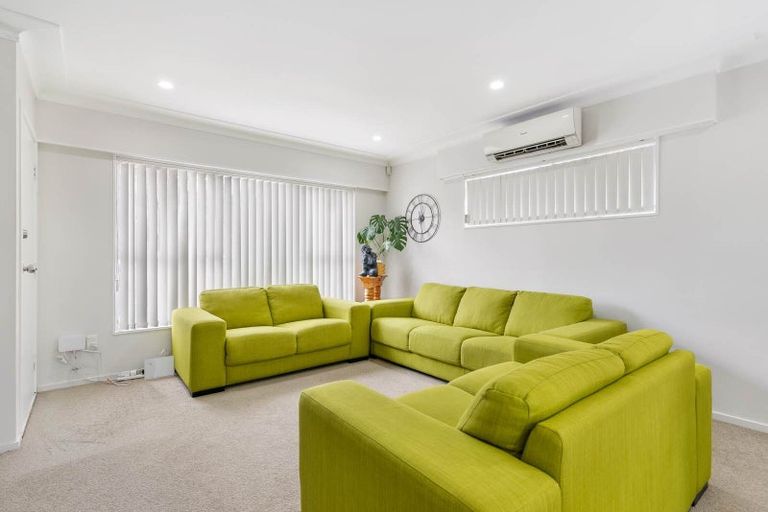 Photo of property in 1b Bowater Place, Manurewa, Auckland, 2102