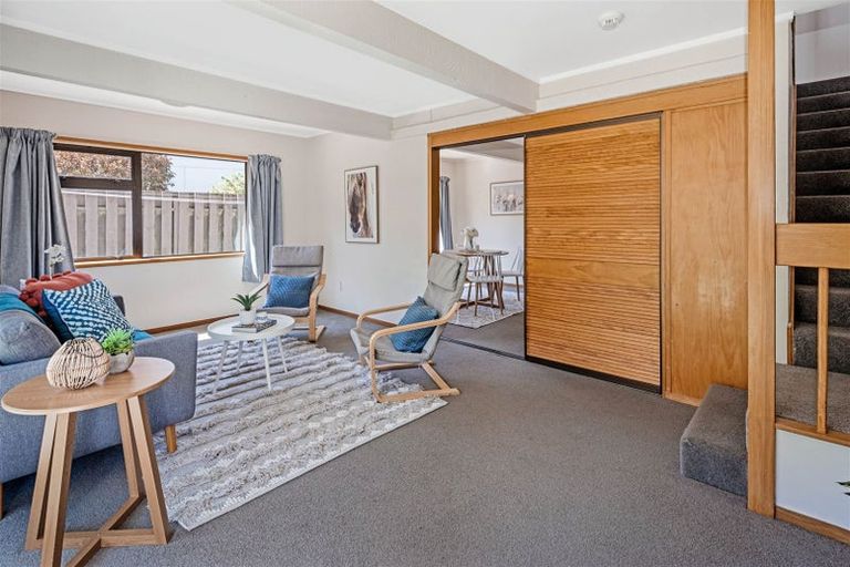 Photo of property in 1a Tralee Place, Johnsonville, Wellington, 6037