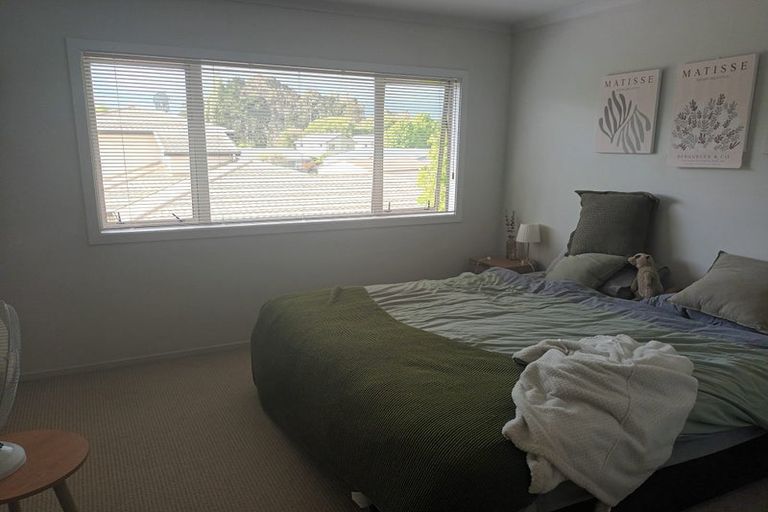 Photo of property in 2/64 Kawaha Point Road, Kawaha Point, Rotorua, 3010