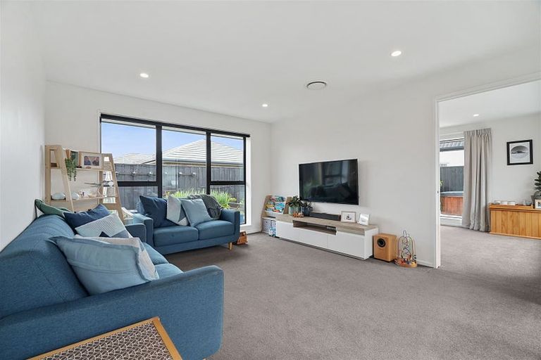 Photo of property in 24 Longcot Drive, Rolleston, 7615