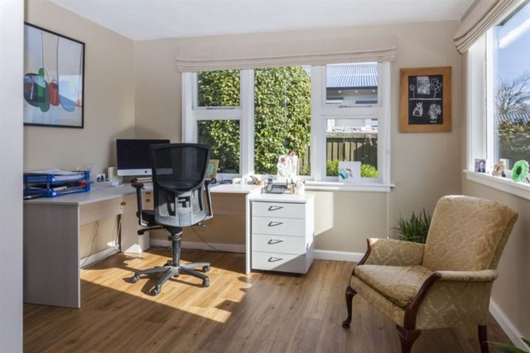 Photo of property in 73 Paparoa Street, Papanui, Christchurch, 8053