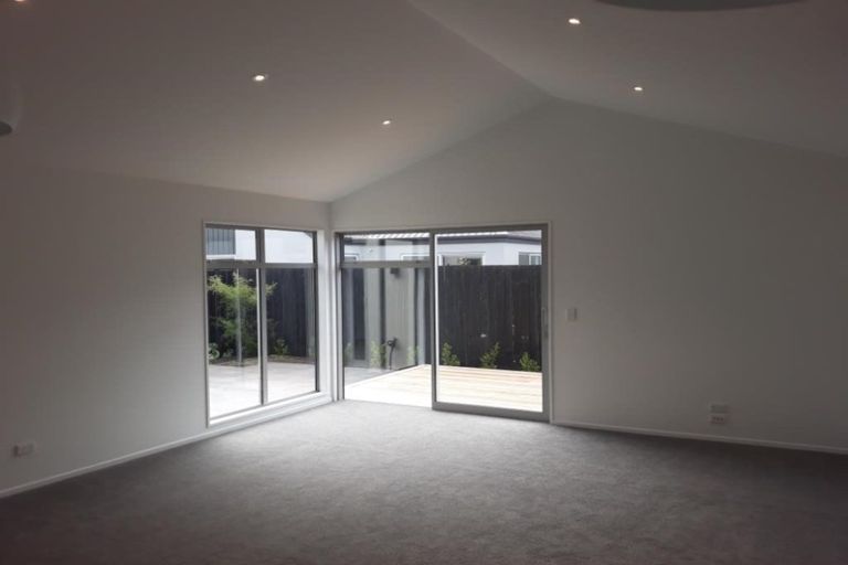 Photo of property in 62 Manakura Street, Russley, Christchurch, 8042