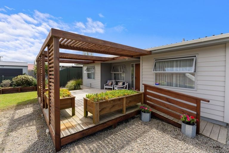 Photo of property in 99 Seabury Avenue, Foxton Beach, Foxton, 4815