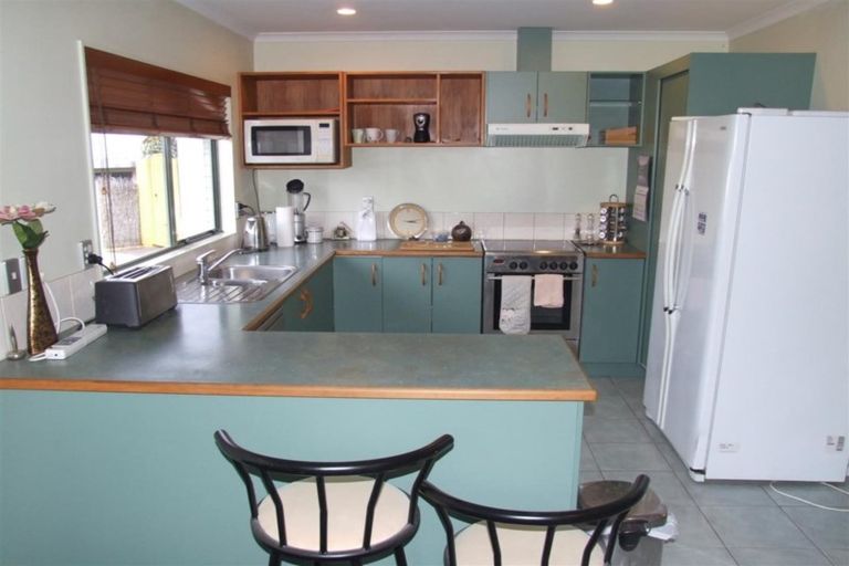 Photo of property in 2/10 Takawai Place, Nukuhau, Taupo, 3330