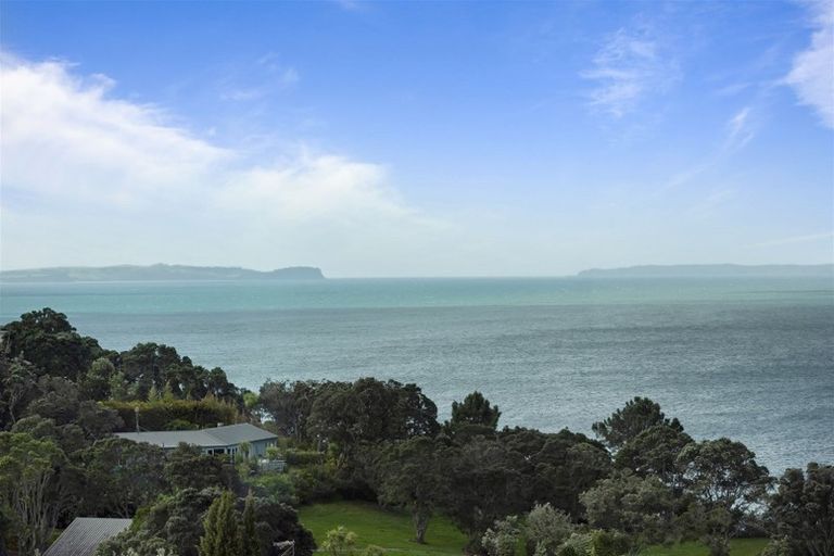 Photo of property in 35a Gulf View Road, Murrays Bay, Auckland, 0630