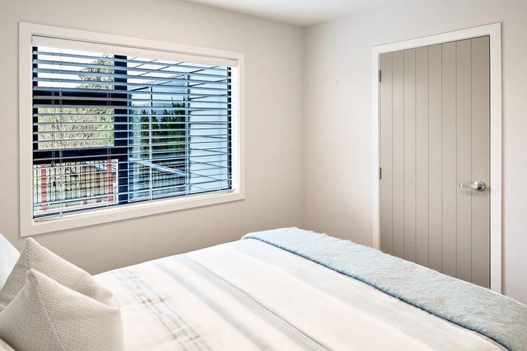 Photo of property in 154 Endeavour Drive, Whitby, Porirua, 5024