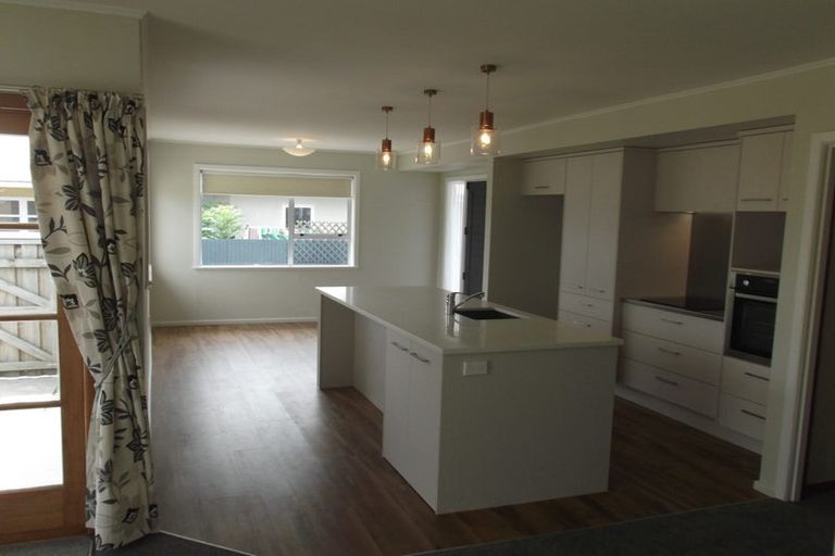 Photo of property in 32 Taradale Road, Marewa, Napier, 4110