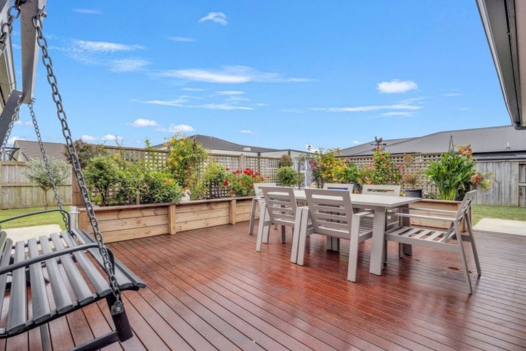 Photo of property in 63 Darlington Street, Ngatea, 3503