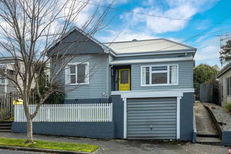 Photo of property in 23 Roslyn Terrace, West End, Timaru, 7910