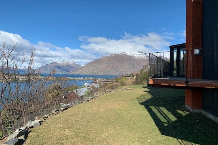 Photo of property in 25 Highview Terrace, Queenstown, 9300