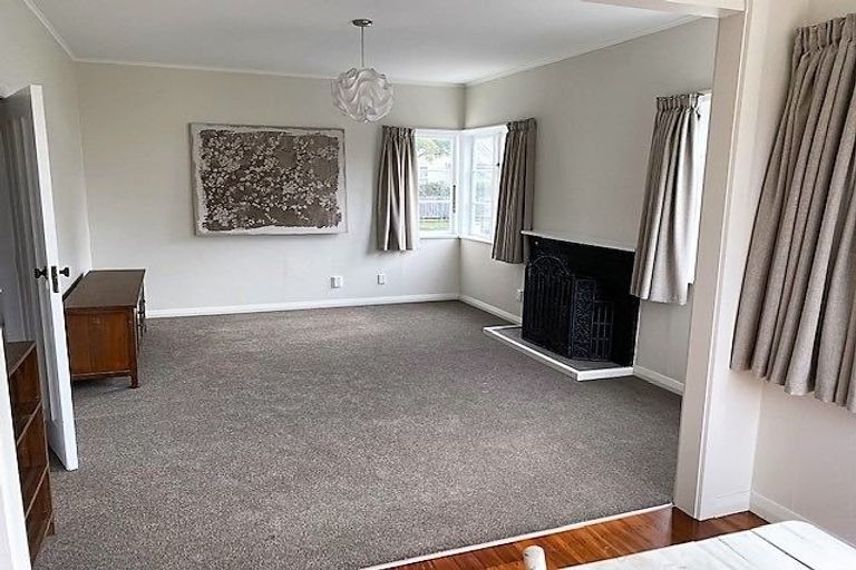 Photo of property in 8 Bedford Road, Marewa, Napier, 4110