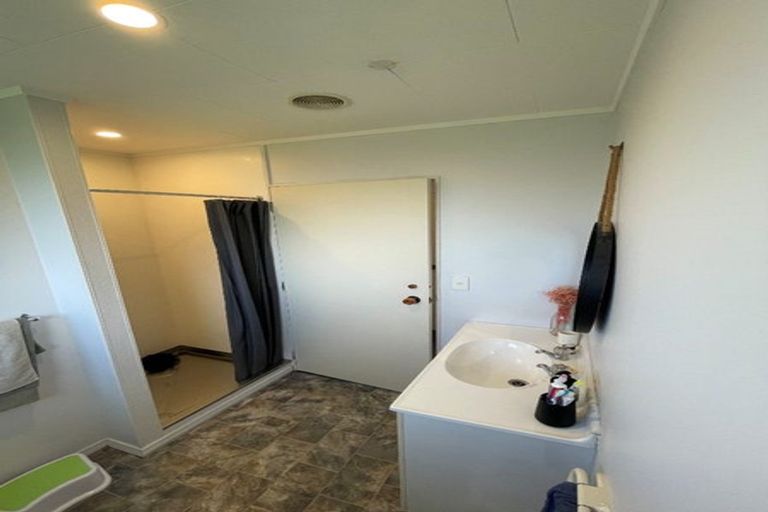 Photo of property in 13 Tawari Street, Inglewood, 4330