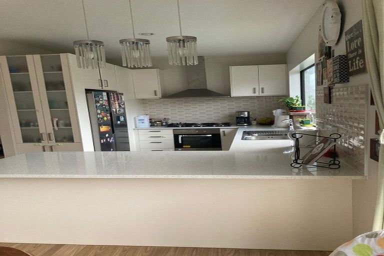 Photo of property in 67d Sabulite Road, Kelston, Auckland, 0602