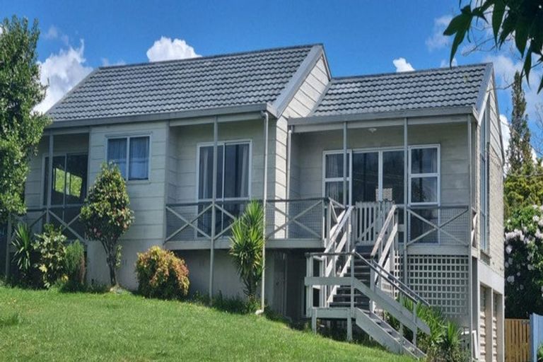 Photo of property in 2 Hinau Street, Pukehangi, Rotorua, 3015