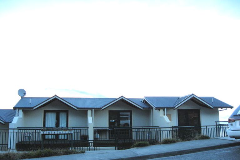 Photo of property in 2/69 Edinburgh Drive, Queenstown, 9300