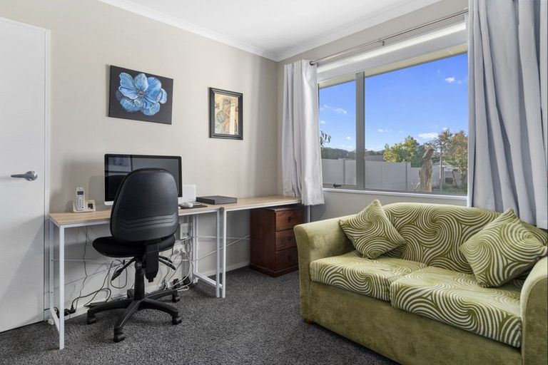 Photo of property in 12 Vantage Place, Omokoroa, 3114