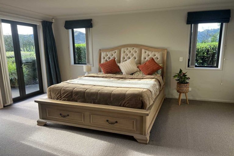 Photo of property in 9 Angus Way, Nikau Valley, Paraparaumu, 5032