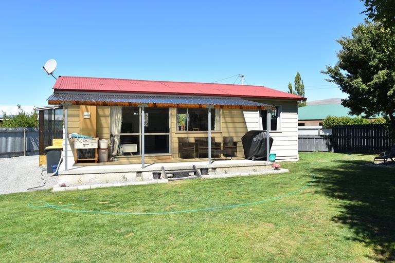 Photo of property in 14 Mackenzie Drive, Twizel, 7901
