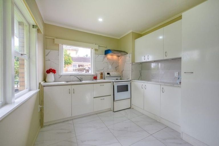 Photo of property in 2/23 Alexander Avenue, Papatoetoe, Auckland, 2025