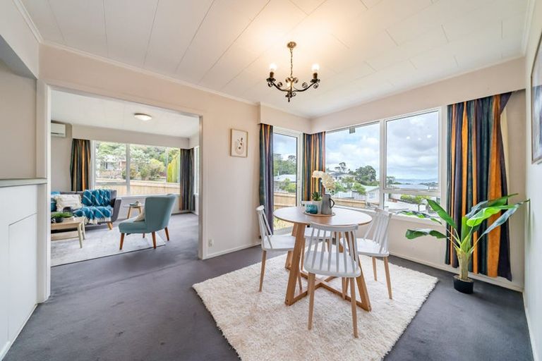 Photo of property in 10 Christchurch Crescent, Kelson, Lower Hutt, 5010