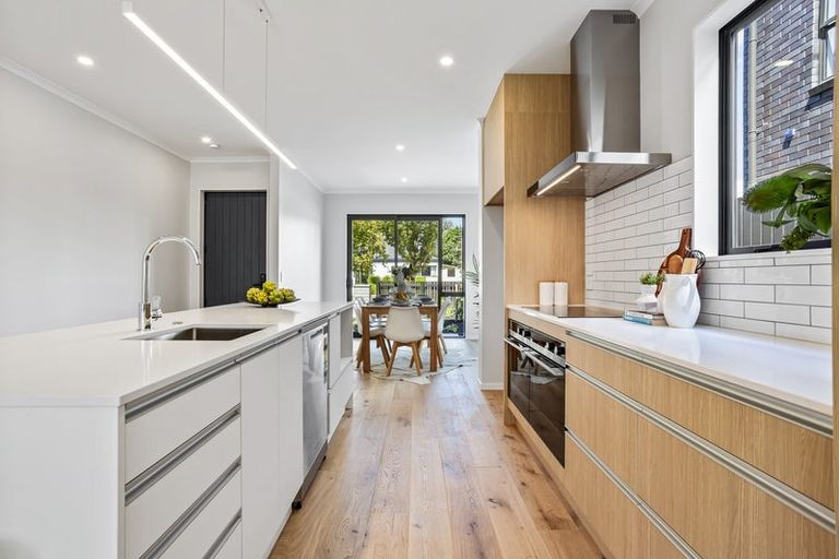 Photo of property in 18 Clark Road, Hobsonville, Auckland, 0616