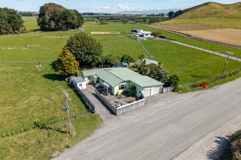 Photo of property in 223 Tutaekara Road, Pahiatua, 4987