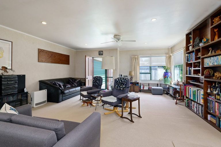 Photo of property in 158a Victoria Street, Cambridge, 3434