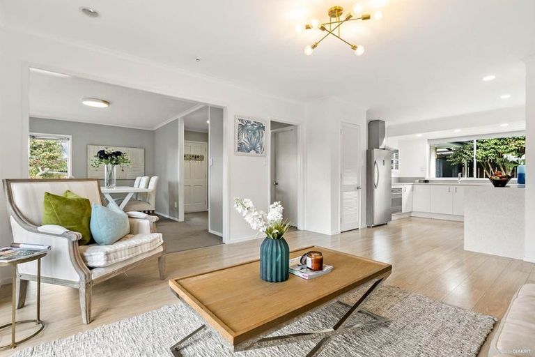 Photo of property in 1/50 Orangewood Drive, Northpark, Auckland, 2013