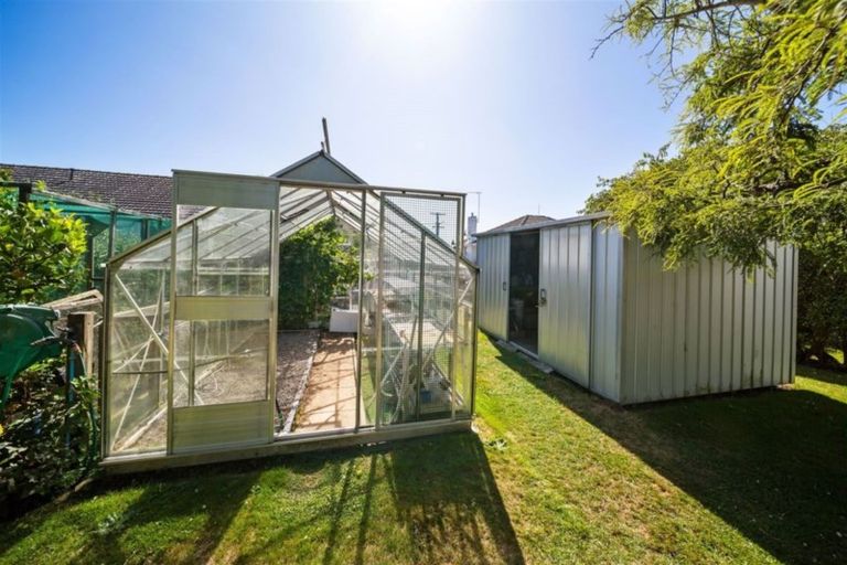 Photo of property in 67 Camberwell Road, Hawera, 4610