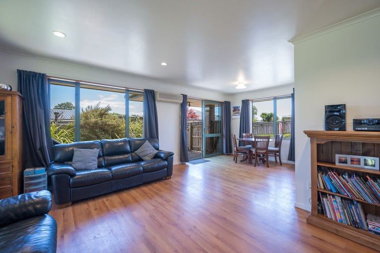 Photo of property in 18 Allport Place, Stoke, Nelson, 7011