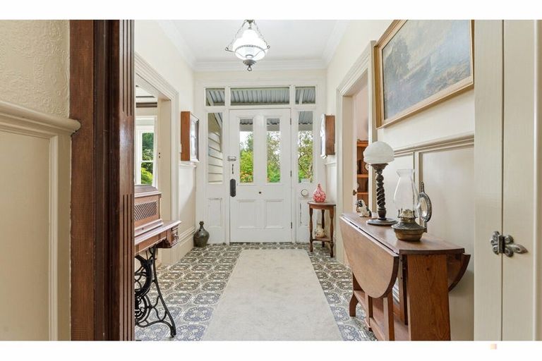 Photo of property in 8 Fergusson Street, Geraldine, 7930