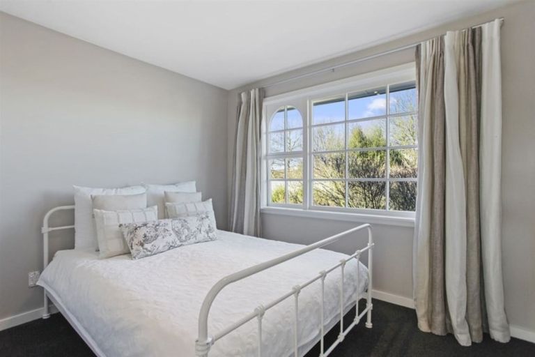 Photo of property in 26 Grahams Road, Ilam, Christchurch, 8041