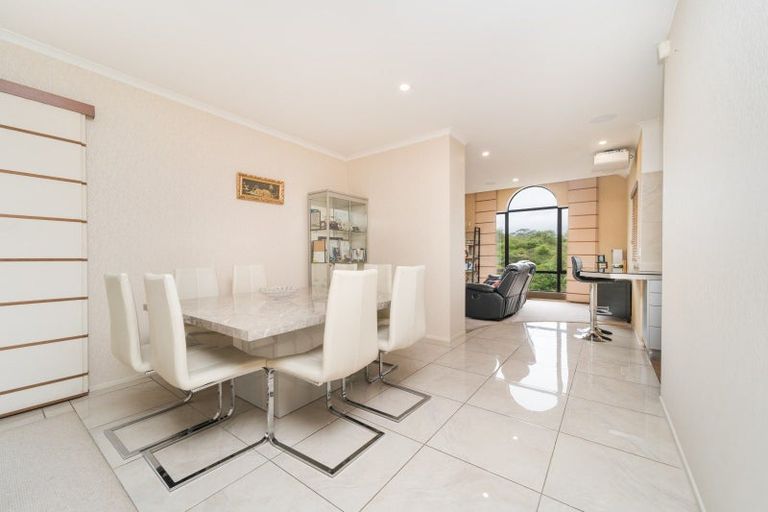 Photo of property in 54 Cashmere Drive, Fitzherbert, Palmerston North, 4410