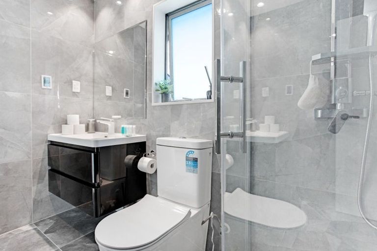 Photo of property in 20 Thomas Rielly Avenue, Hobsonville, Auckland, 0616