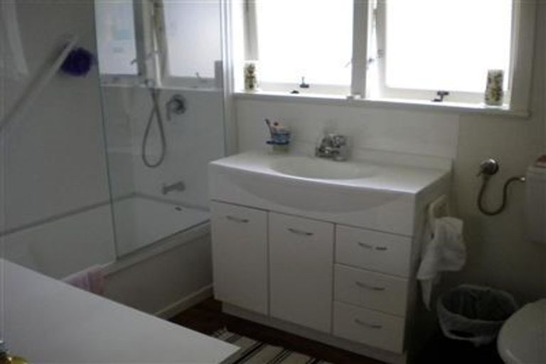 Photo of property in 3/16a Belmont Terrace, Milford, Auckland, 0620