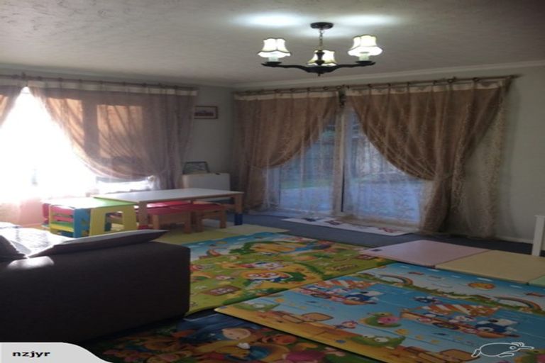 Photo of property in Birchdale Courts, 9/69a Yaldhurst Road, Sockburn, Christchurch, 8042