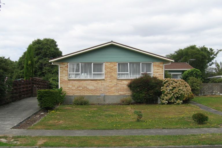 Photo of property in 30 Brightwater Crescent, Totara Park, Upper Hutt, 5018