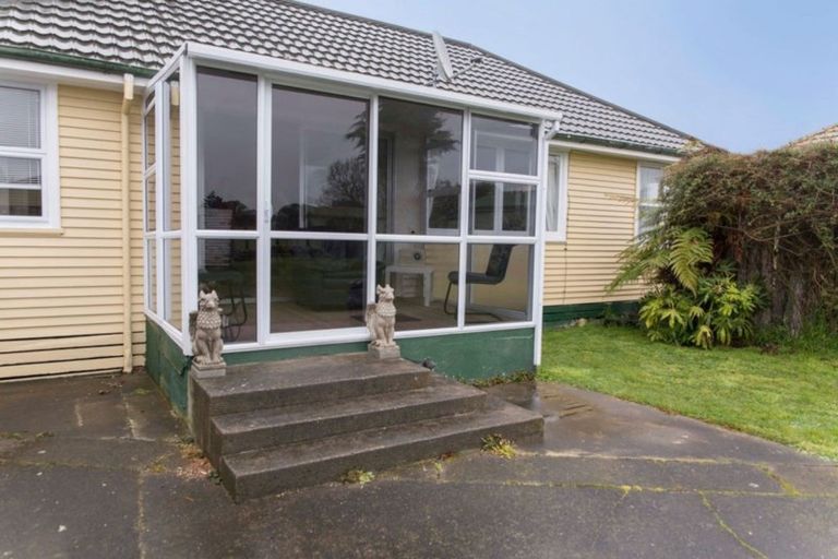 Photo of property in 28 Victor Street, Dannevirke, 4930