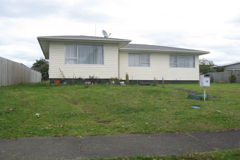 Photo of property in 80 Windrush Close, Mangere, Auckland, 2022